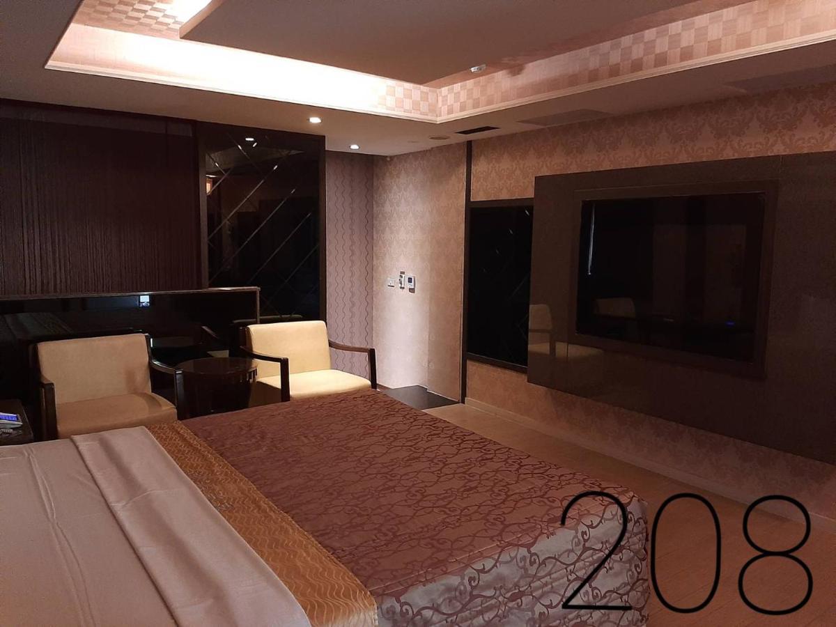 Chateau Motel & Spa Daliao Zewnętrze zdjęcie