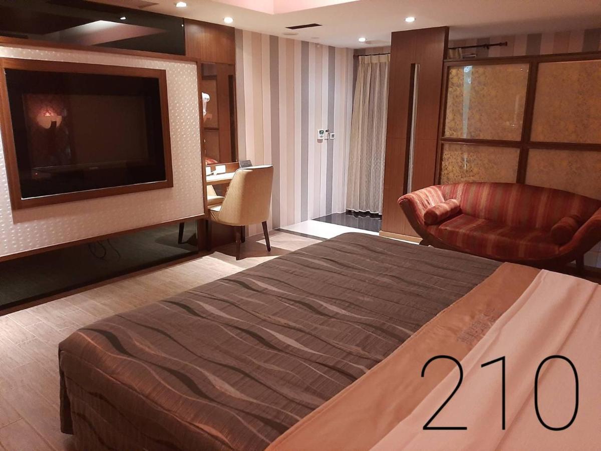 Chateau Motel & Spa Daliao Zewnętrze zdjęcie